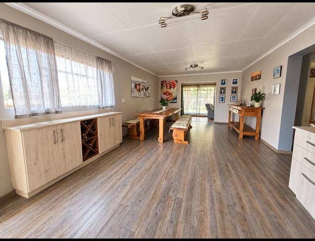 4 BEDROOM HOUSE FOR SALE IN KOOKRUS